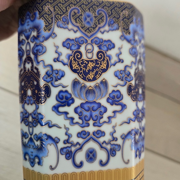 Chinese Blue & Whit Porcelain Brush Pot (Bitong)-Hand Decorated Scholars Vessel - Picture 3 of 7